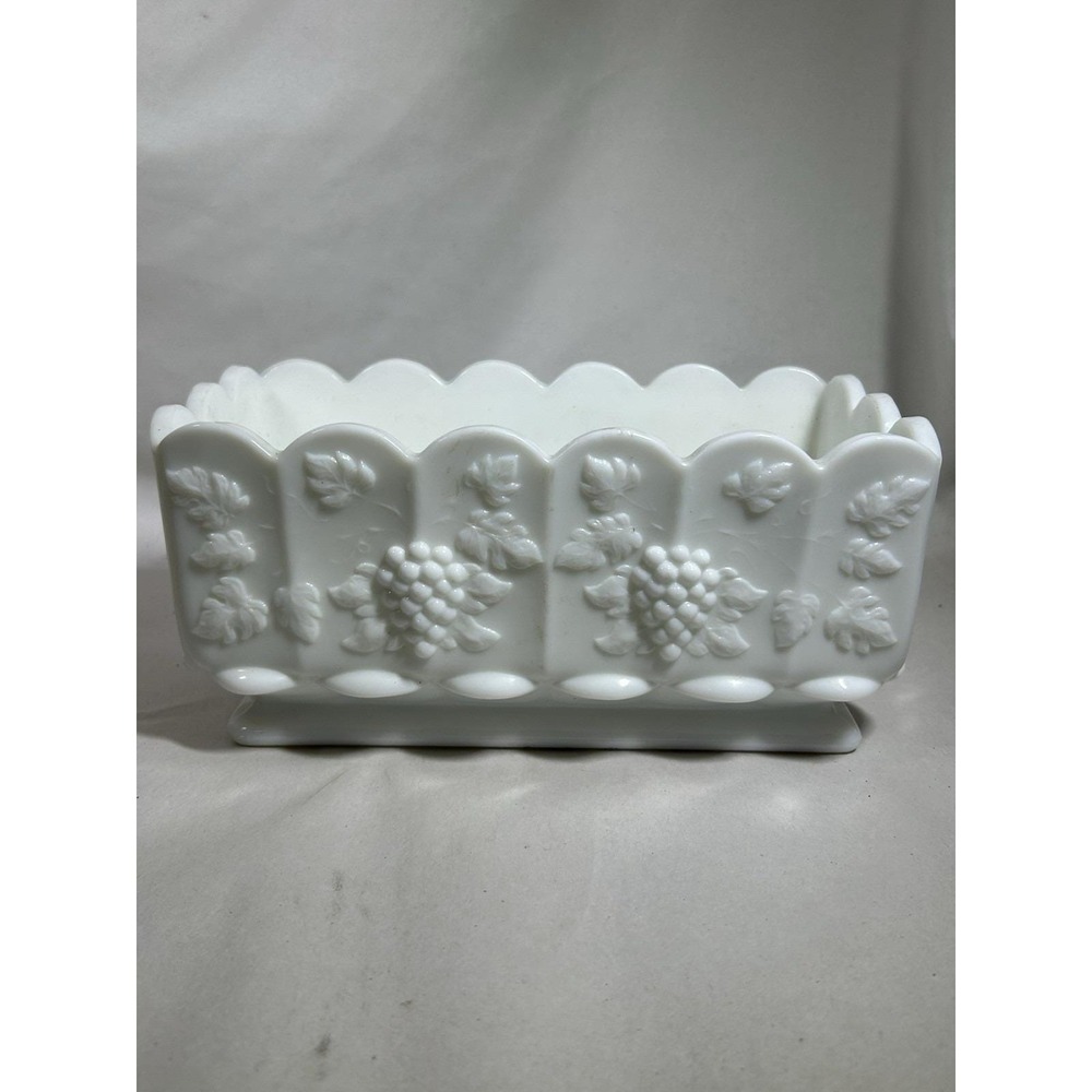 Vintage Grape Vine Leaf Milk Glass Planter Anchor Hocking ? Fire King ?
